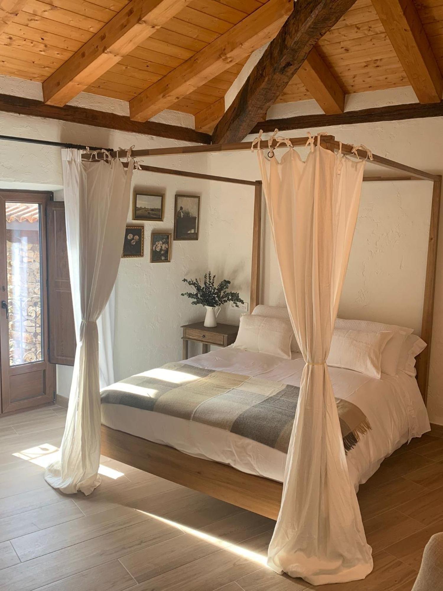 Hotel Rural Santui Horcajuelo de la Sierra Екстериор снимка
